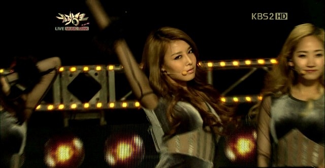 111209.뮤직뱅크 원더걸스가 - Be My Baby