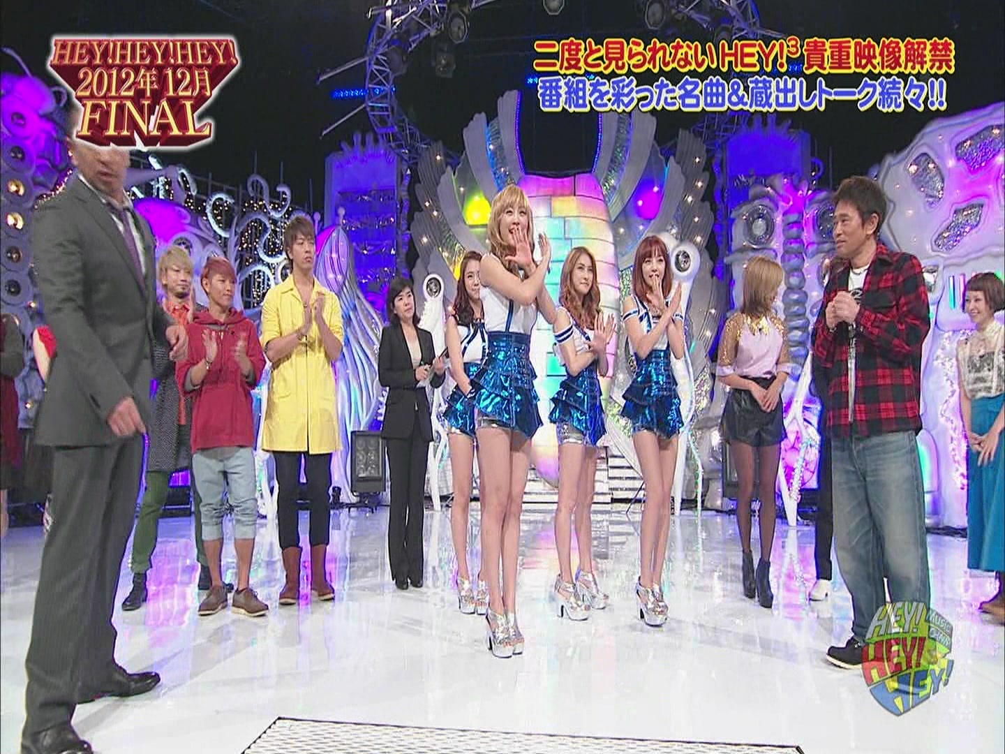 121029.HEYx3 :: KARA - Talk + Electric Boy