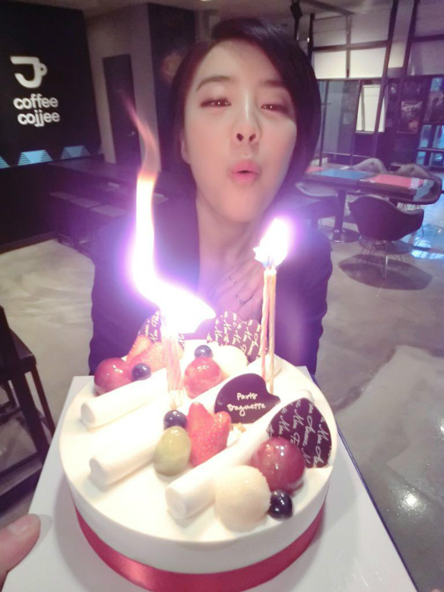 재경(레인보우) 150510 트윗업뎃 - 오늘은 노글이생일이니까 노글이의 엽사로 달린다