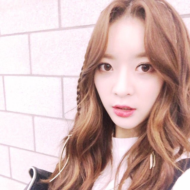 아영(달샤벳) 150512 인스타그램 - 오늘은 기분이 좋아서 