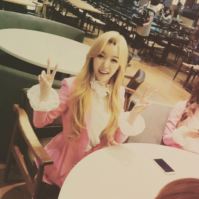 세리(달샤벳) 150514 인스타그램 - 신나서 브이✌✌✌✌✌✌✌✌ㅋㅋㅋㅋ