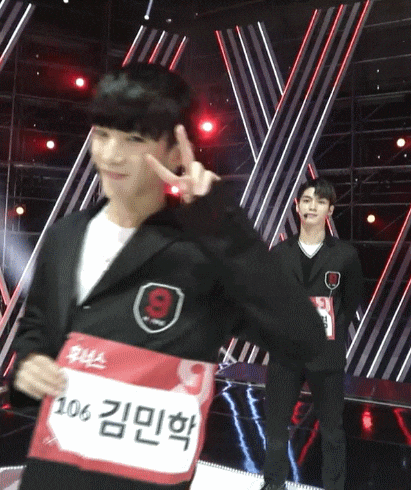 김민학_믹스나인.gif