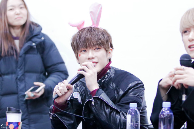 우진1.jpg