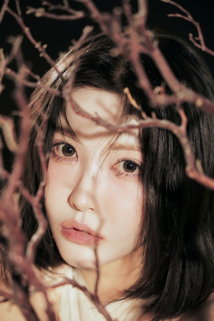 엑신(X:IN) 세 번째 미니앨범 'Defend Myself' 콘셉트 포토 W ver.