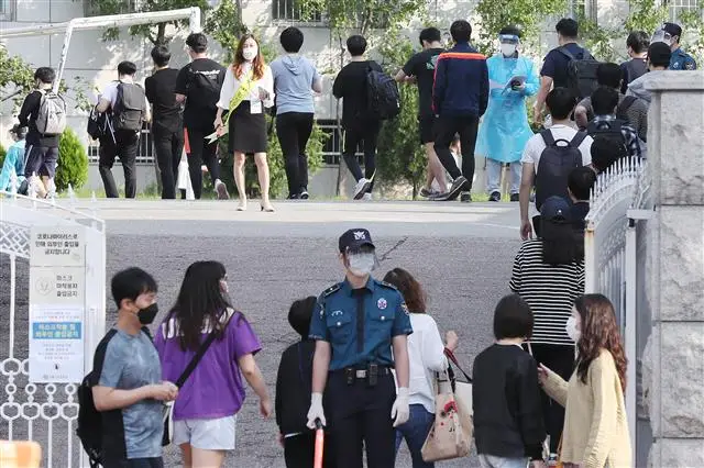 경찰, '문제 유출' 순경 공채 사과 