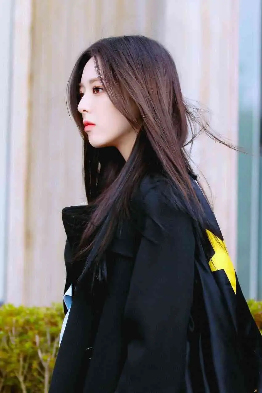 제주 버버리 행사 ITZY 유나