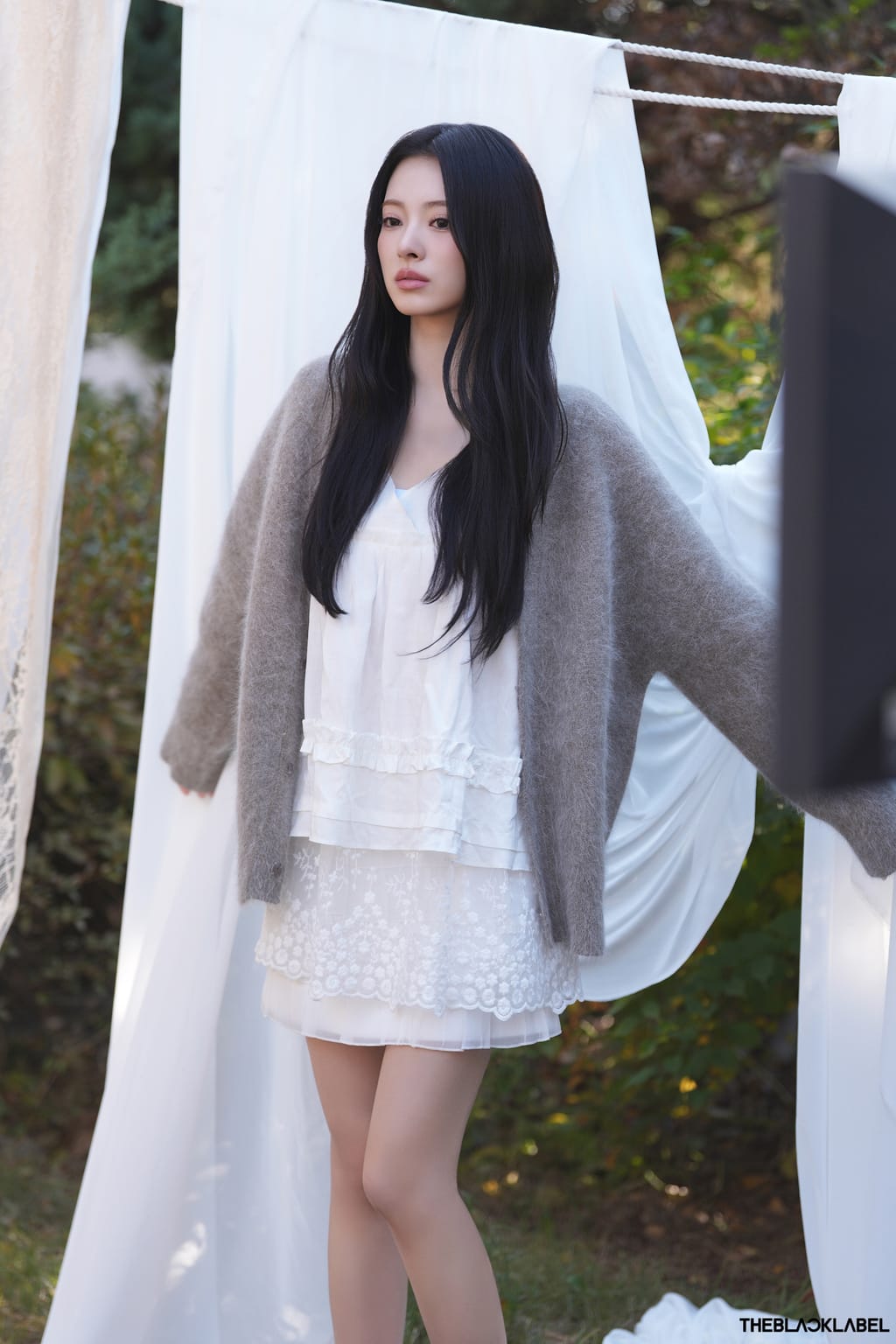미야오 안나 The 1st 시즌그리팅 비하인드 포토