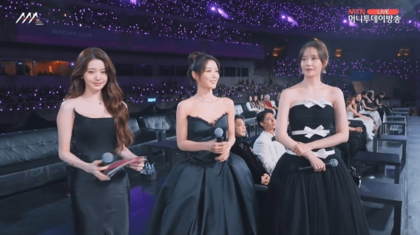 장원영 김유정 윤아 쓰리샷