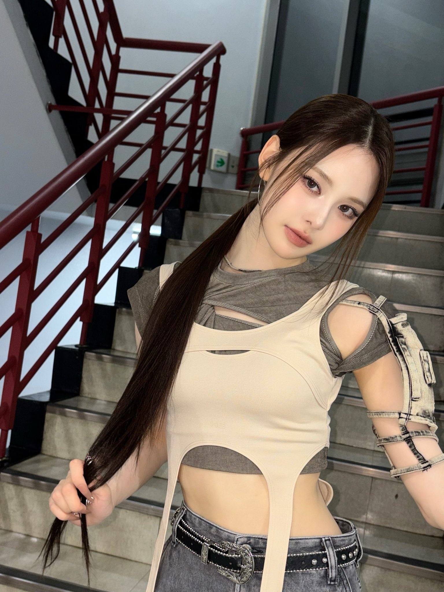 이즈나 방지민 비주얼