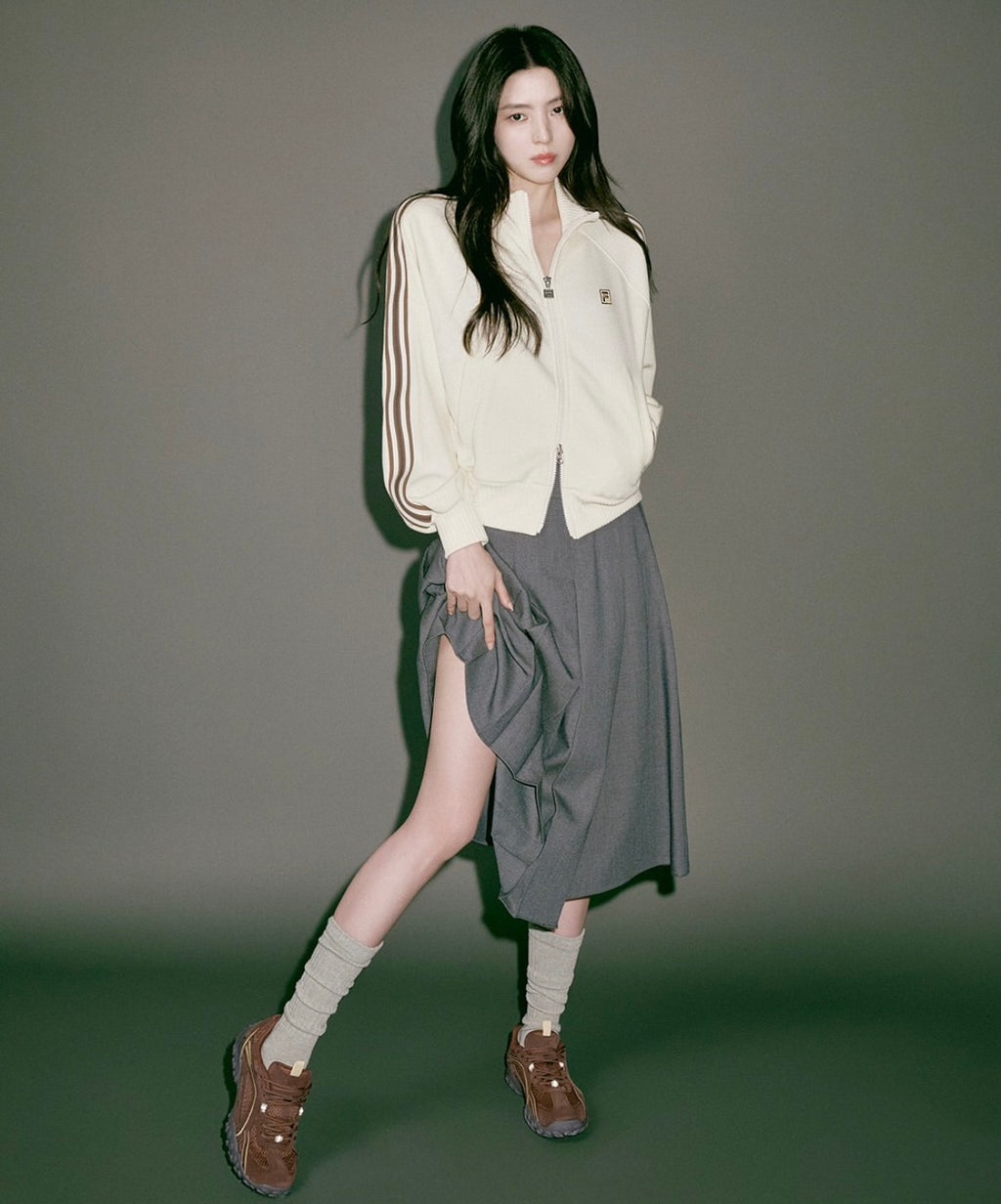 한소희 김나영 휠라 에샤페 화보.jpg