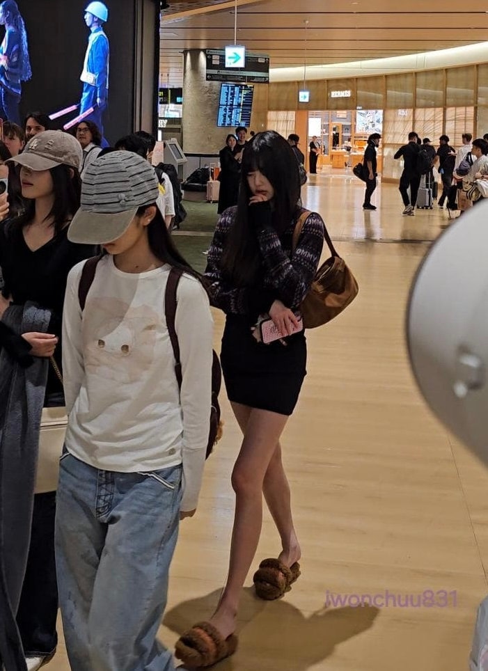 오늘 간사이 공항에서 사진 찍힌 장원영