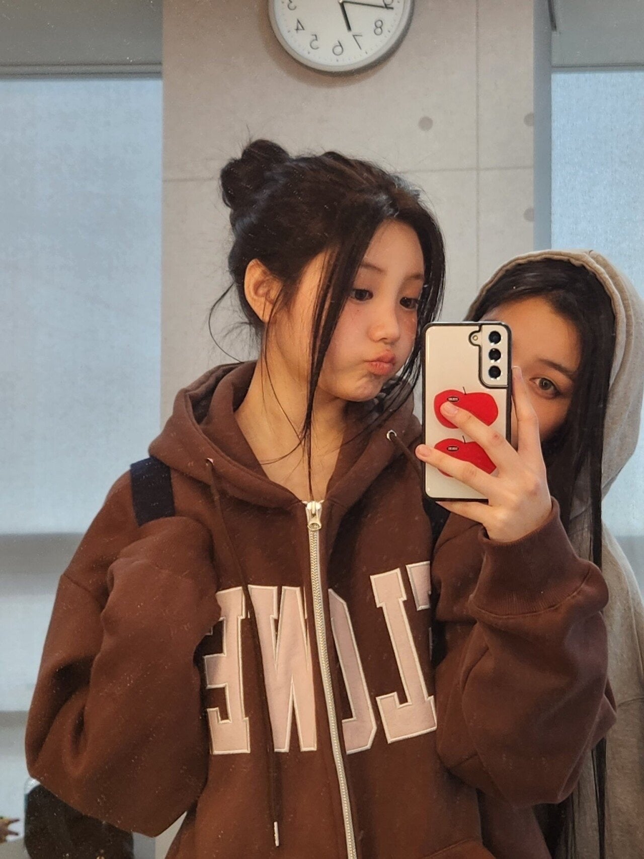 갤럭시 유저라는 아일릿 원희 갤럭시 셀카