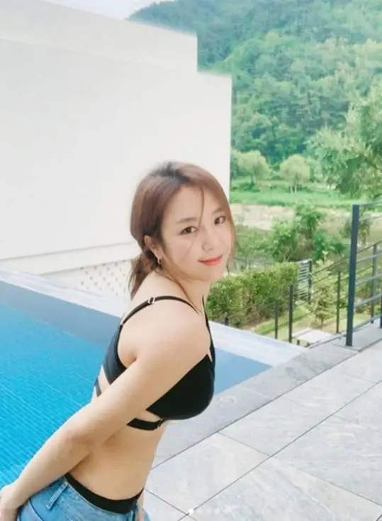 예원 수영복 (인별)