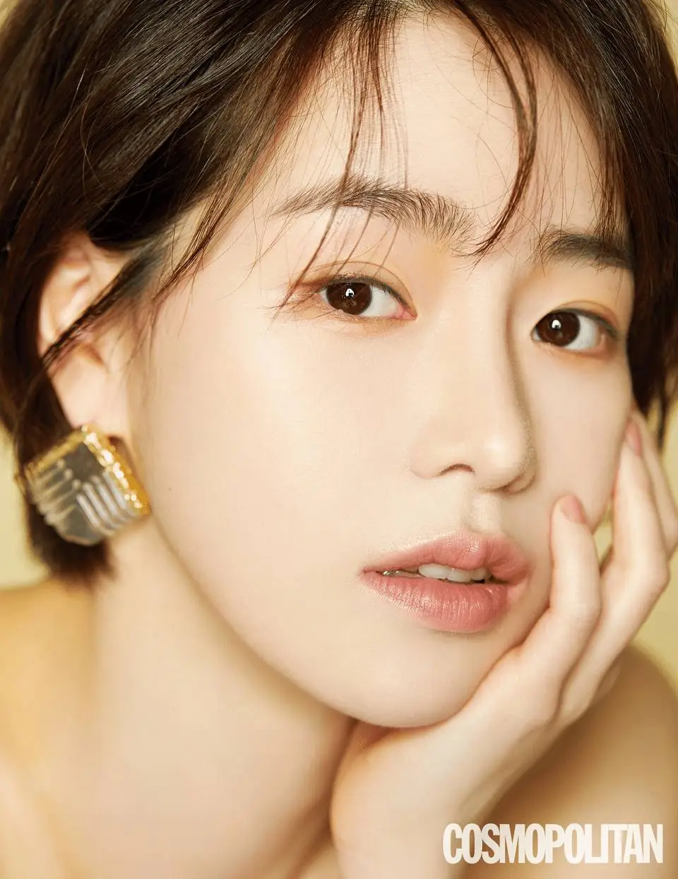 임지연 코스모폴리탄 6월호