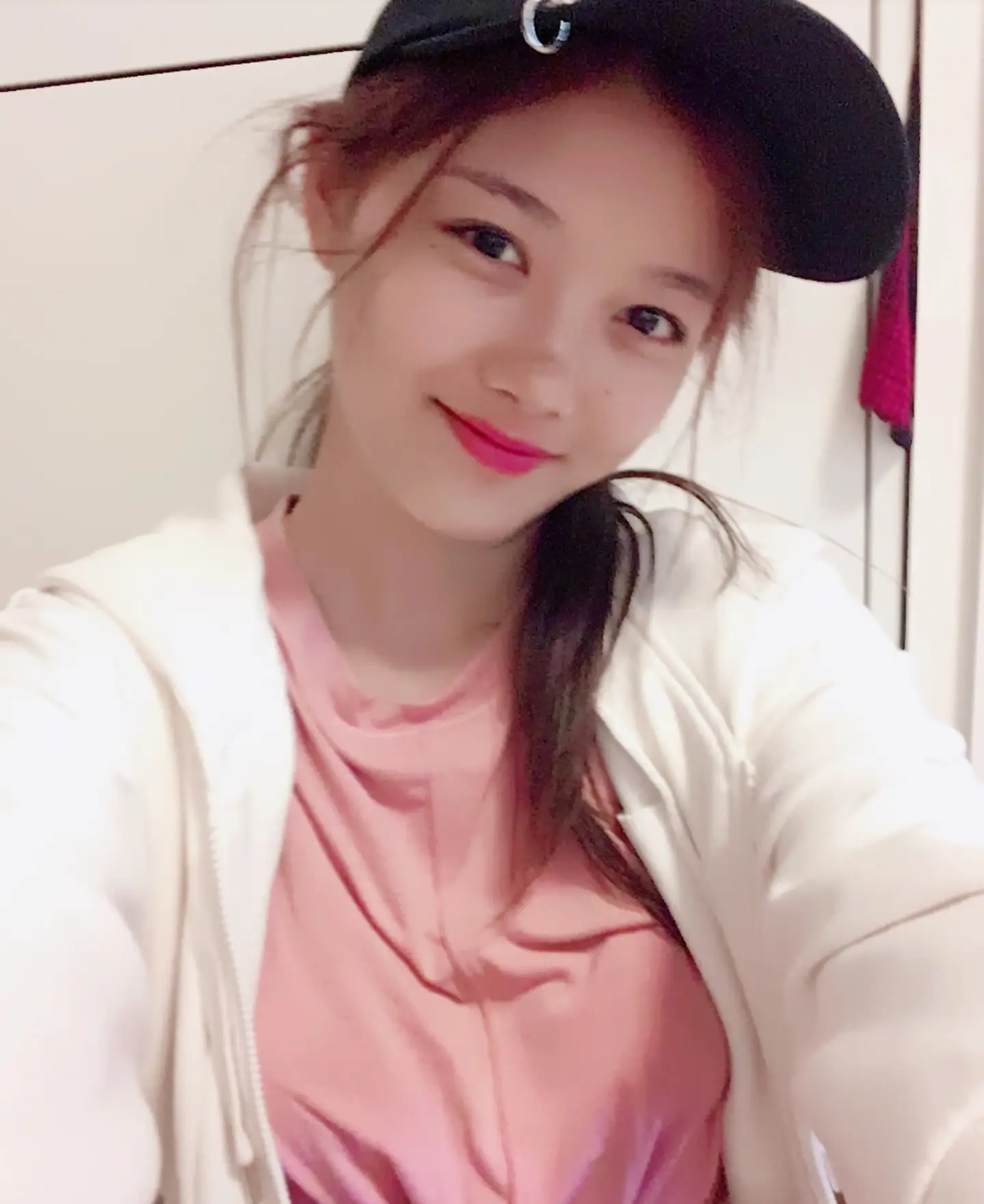 김유정 새해인사