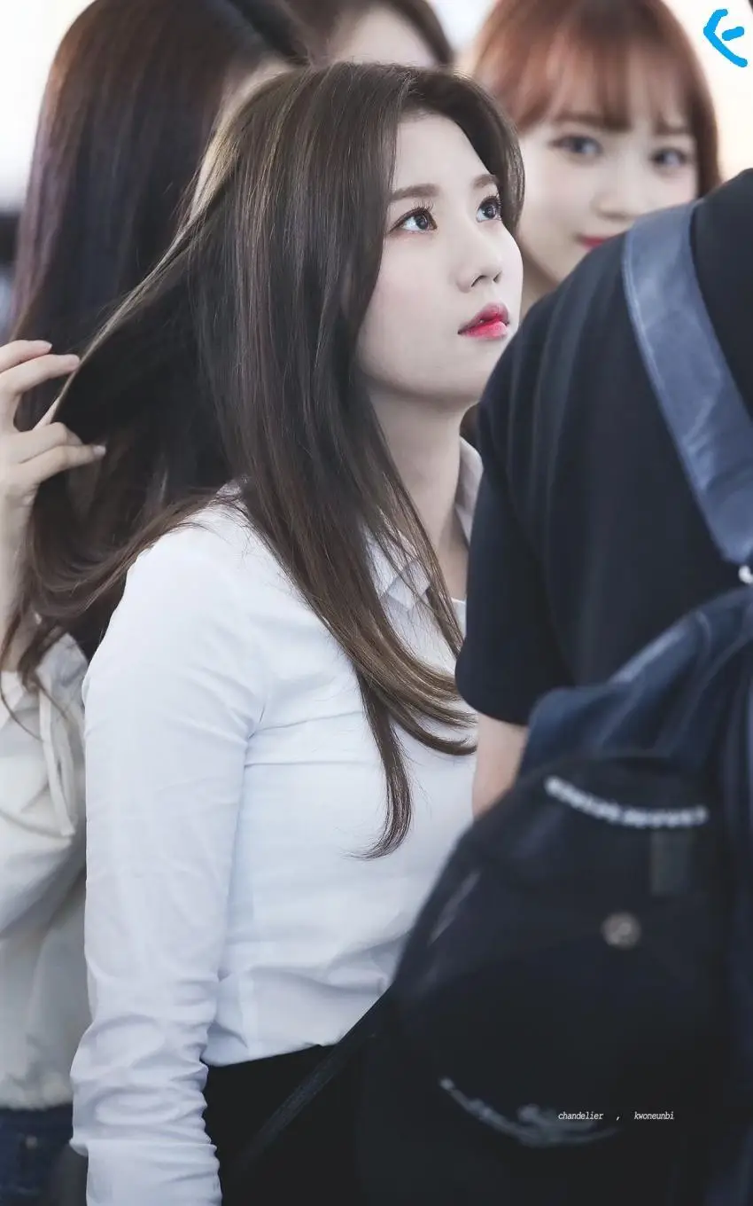 아이즈원 리더 권은비