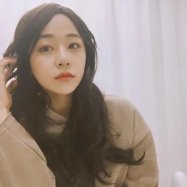 타히티 아리 긴머리