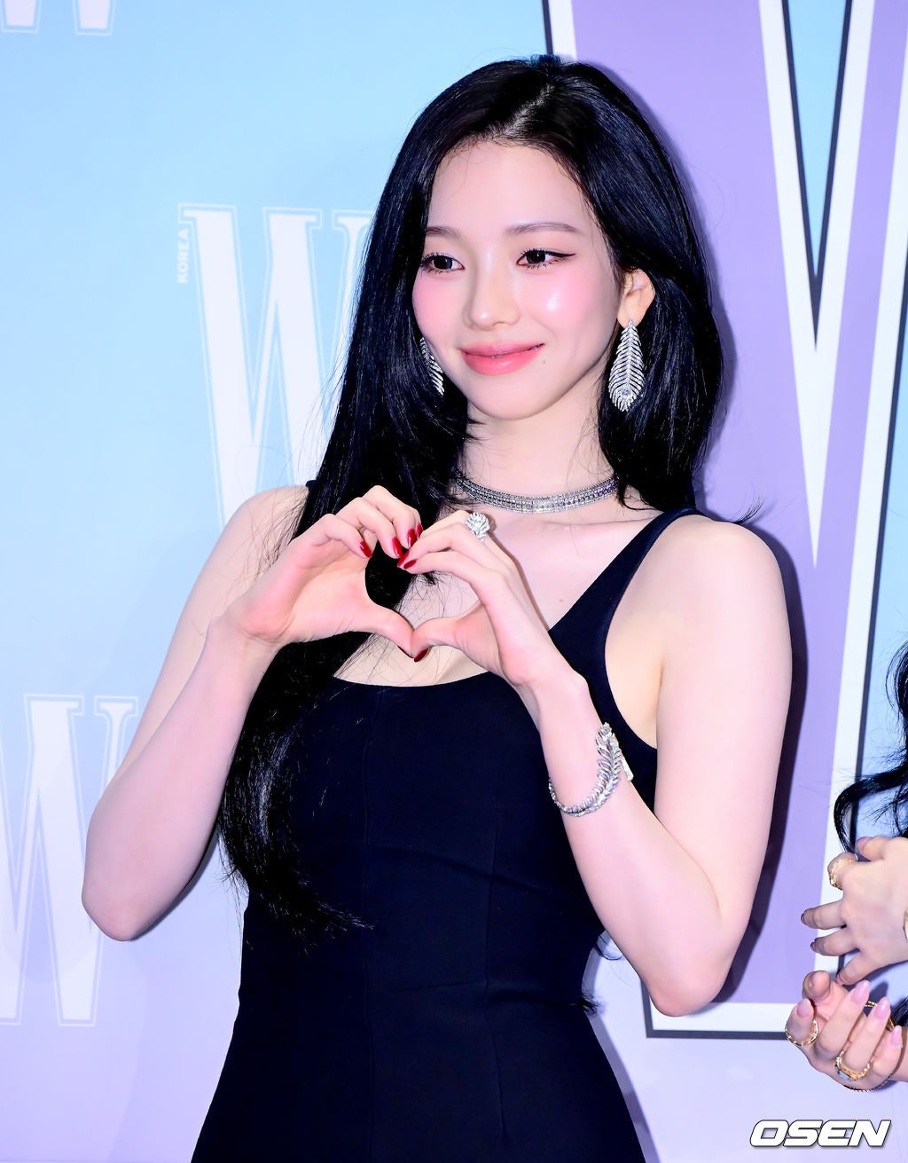 더블유 코리아 행사, 카리나
