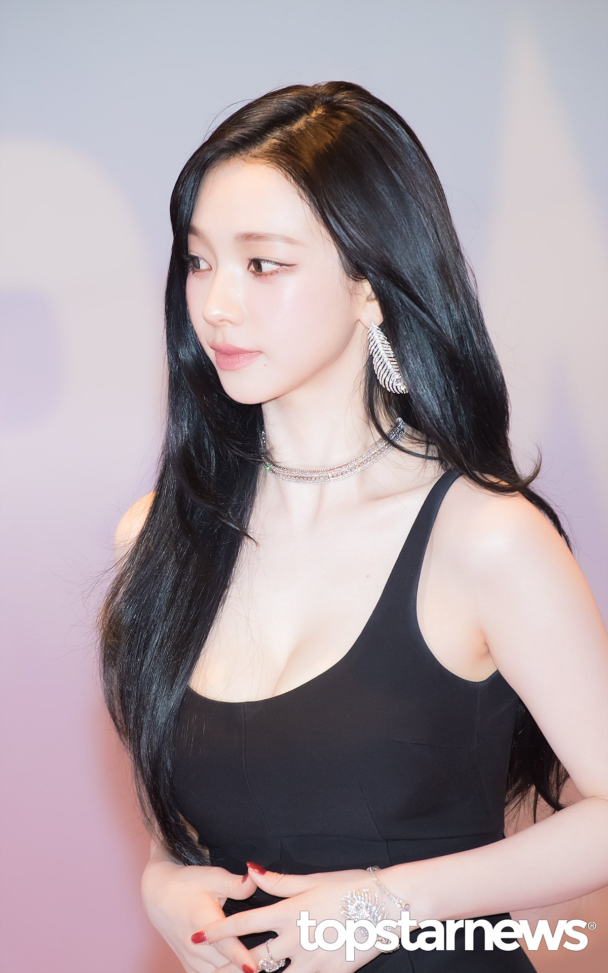 더블유 코리아 행사, 카리나