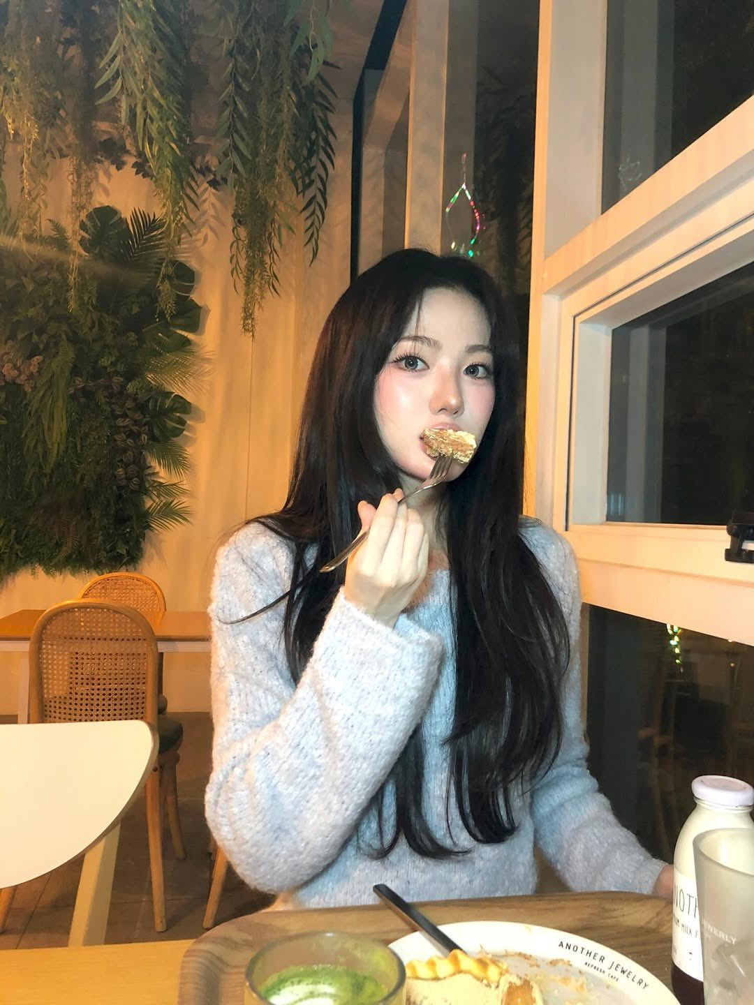 키키 수이 여친짤