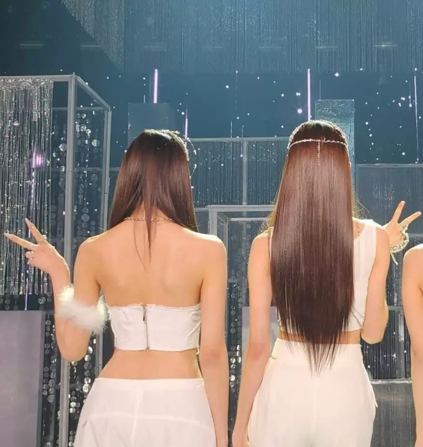 유나 장원영 뒤태 비교