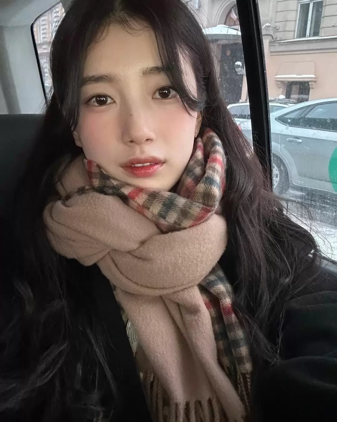 수지 인스타 사진 업뎃🎄🧤🧦🧣