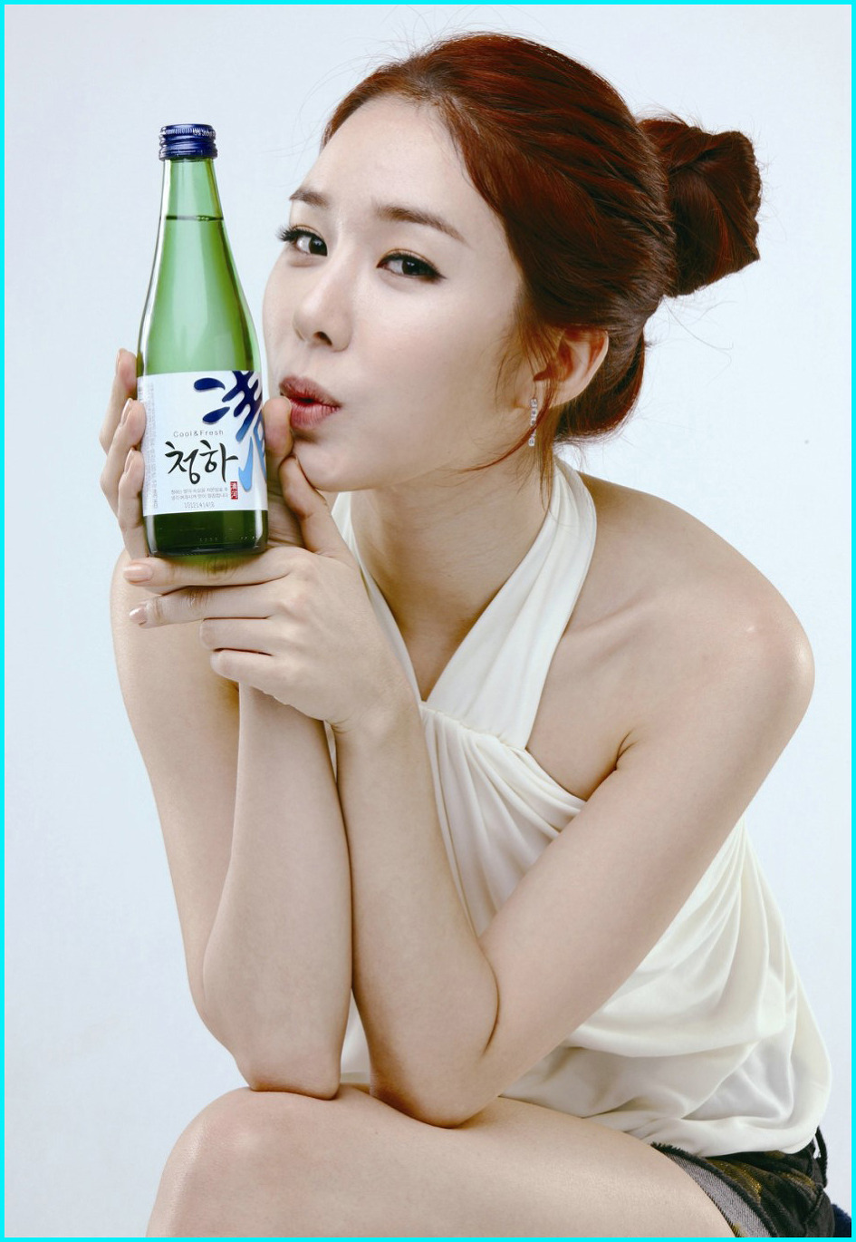 유인나 인스타일 4월 화보 + 청하 광고
