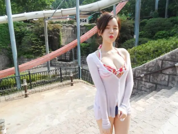 고두림 터질듯한 비키니! 130615 페북 업뎃