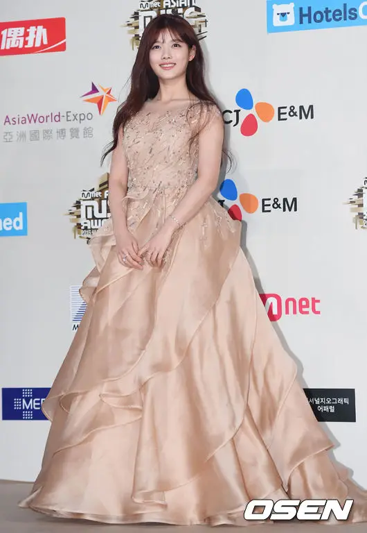 2016 MAMA 레드카펫 김유정