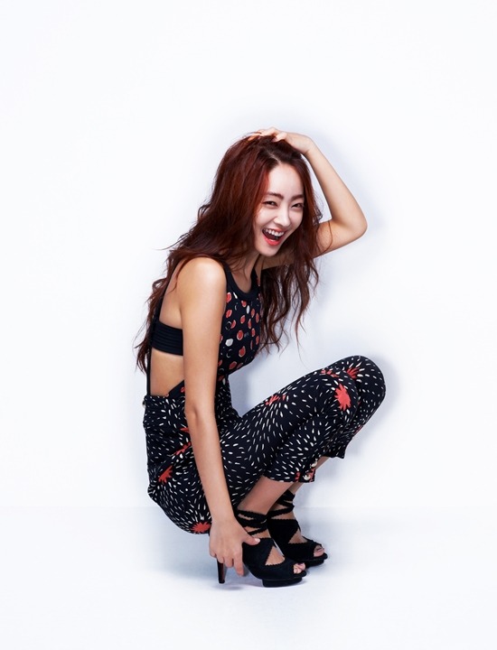 서효림 - 에스콰이어 9월호,시스루룩으로 도발적인 섹시 패션 화보