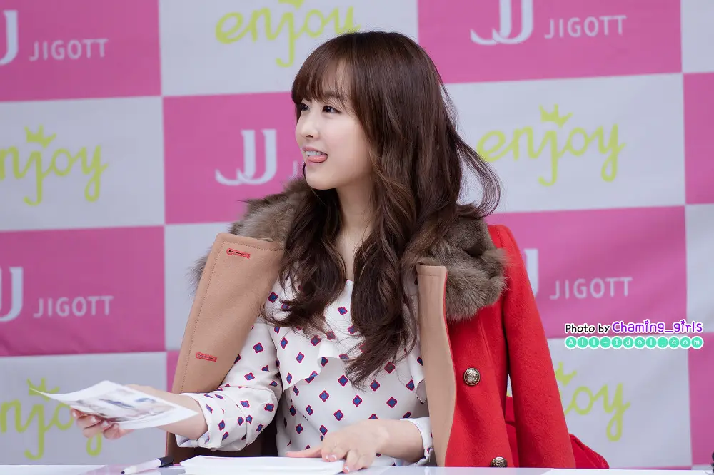 박보영 직찍 @ 130119 JJ jigott 팬사인회 by @Charming_girls_