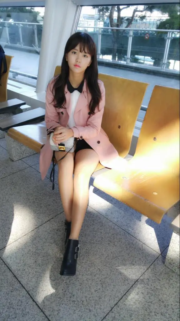 김소현 최근 공항.jpg