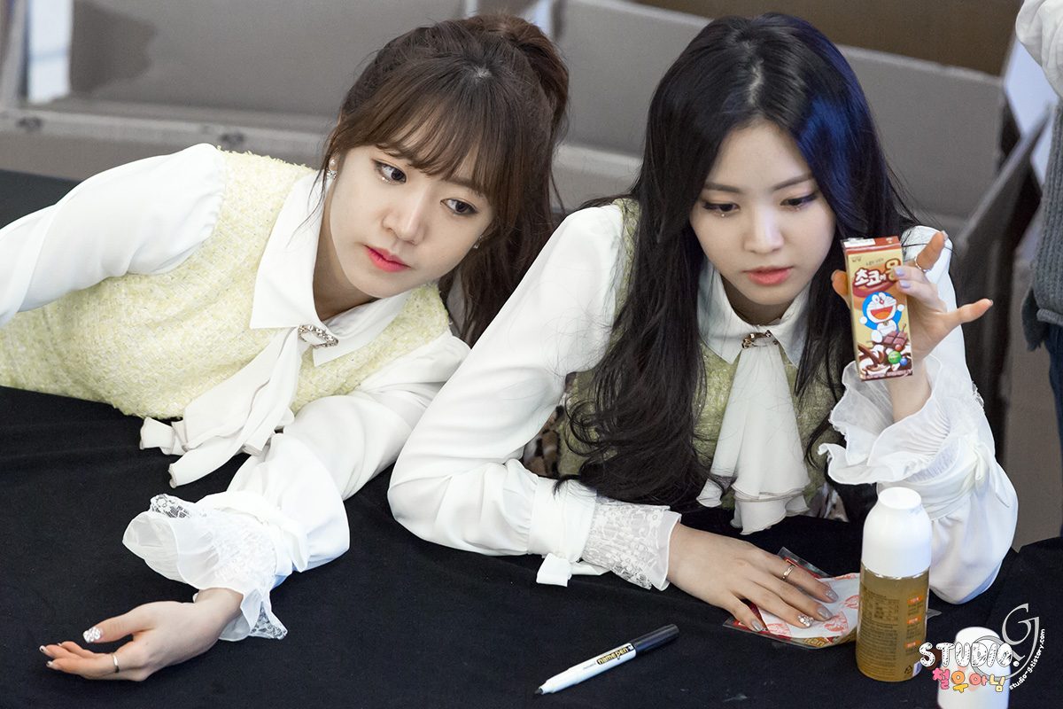 에이핑크 직찍 - 141207 여의도 영풍문고 팬싸인회 by 철우