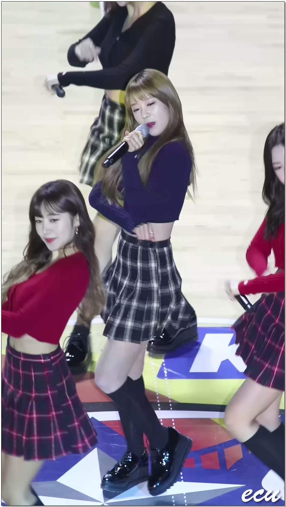 에이핑크(Apink) 윤보미(Bomi) 별의별(Cause you're my star) / 2016-2017 프로농구 올스타전 공연 직캠 [fancam] by ecu