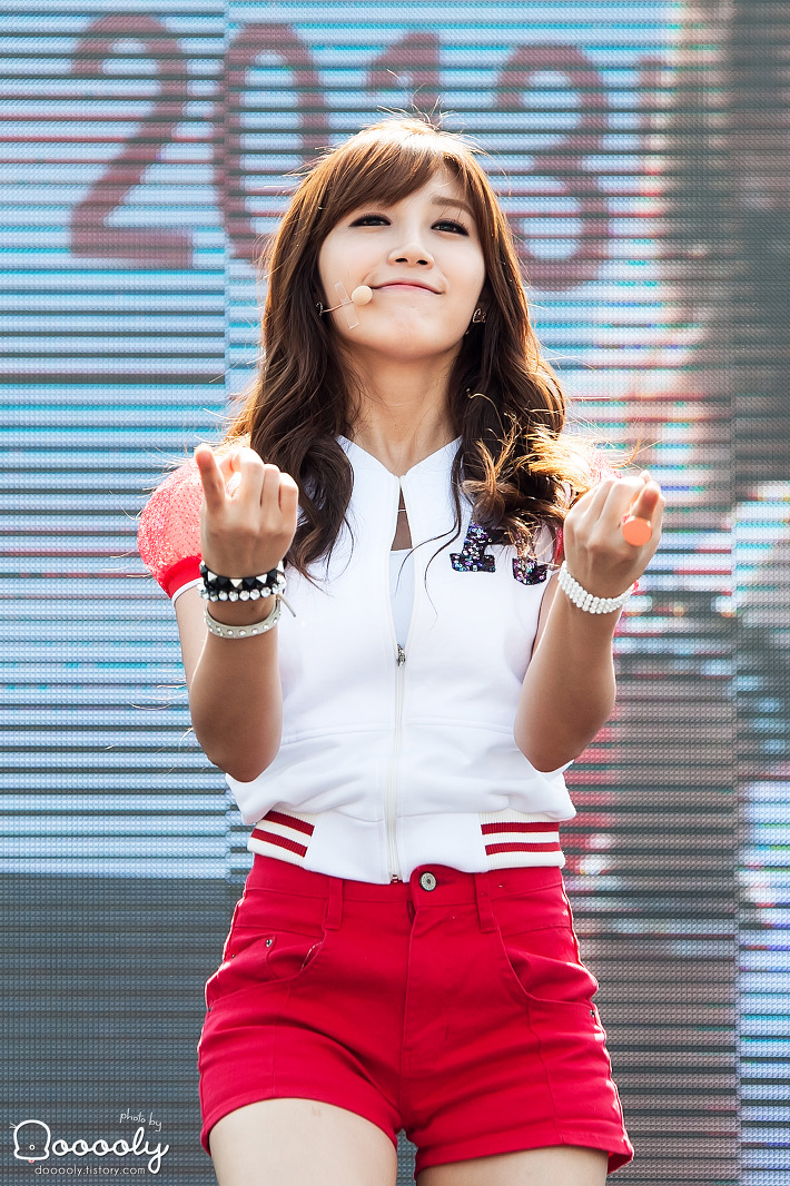 에이핑크 직찍 - 130825 2013 NBA 3X Korea 길거리 농구대회 축하공연 by 둘리