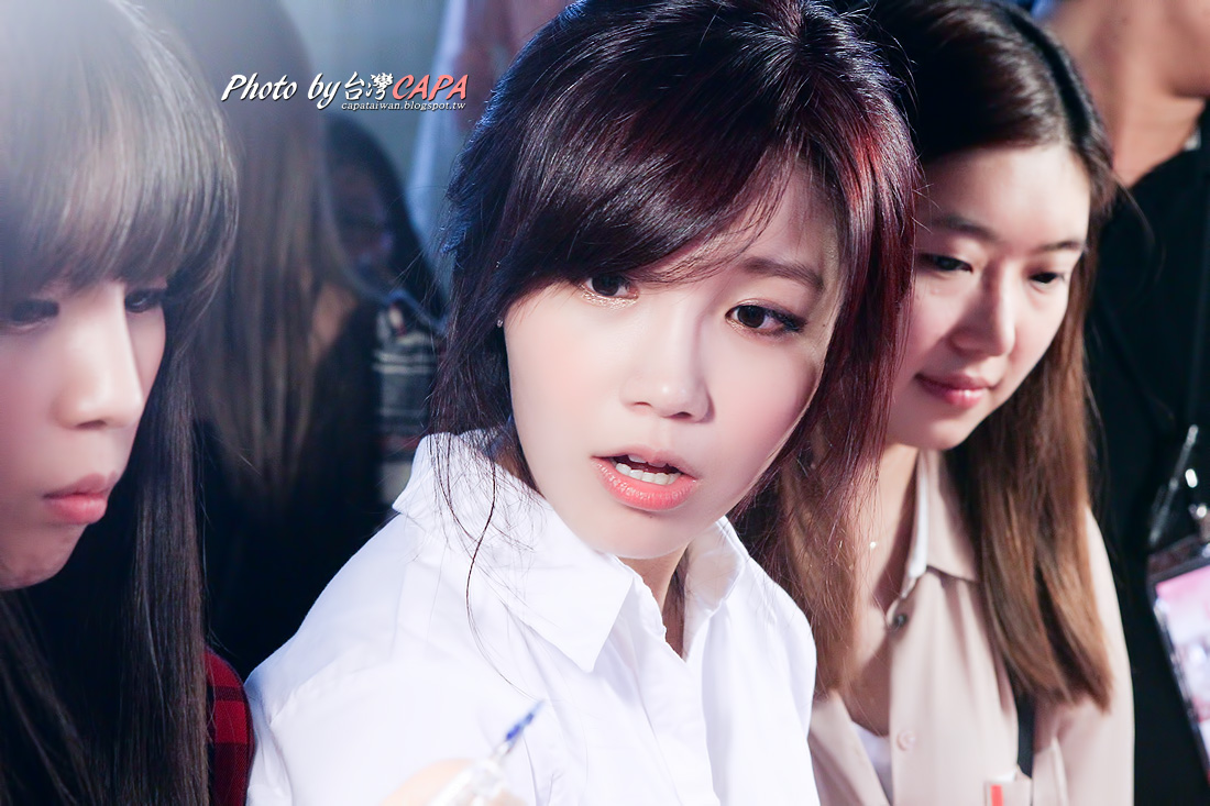 131019 정은지 focus(에이핑크) 대만 야시장 나들이 직찍 Part.5 (23pics)