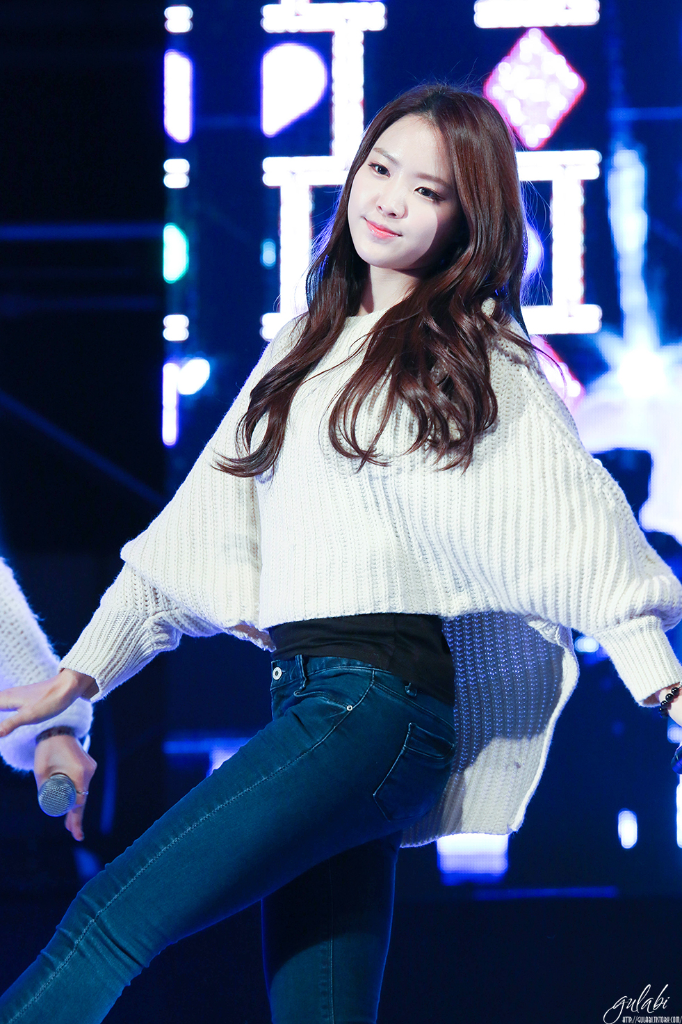 141029 동서대축제 손나은 직찍 by gulabi