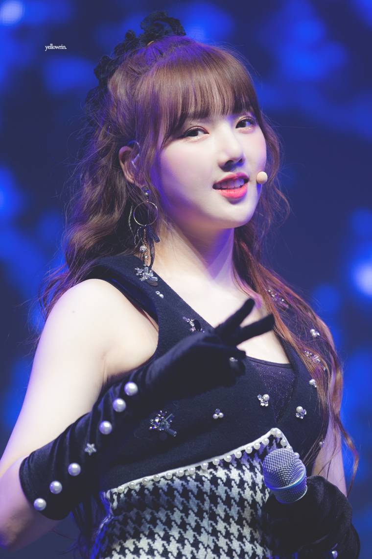 190114 #여자친구 #예린 #GFRIEND #YERIN by @_YEllowRIN