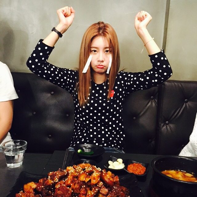 유라(걸스데이) 150824 인스타그램 - 나는야 게임여왕