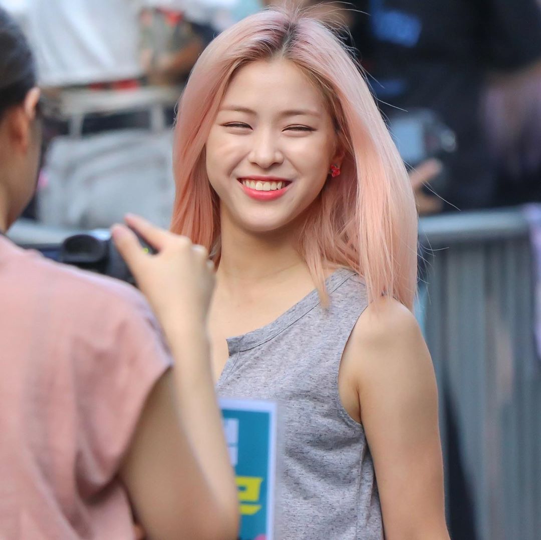 출근길.. ITZY(있지) 류진.jpg