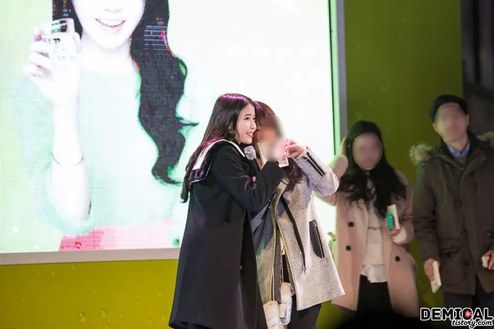 141227 아이유(IU) 참이슬페스티벌 직찍 by 경호