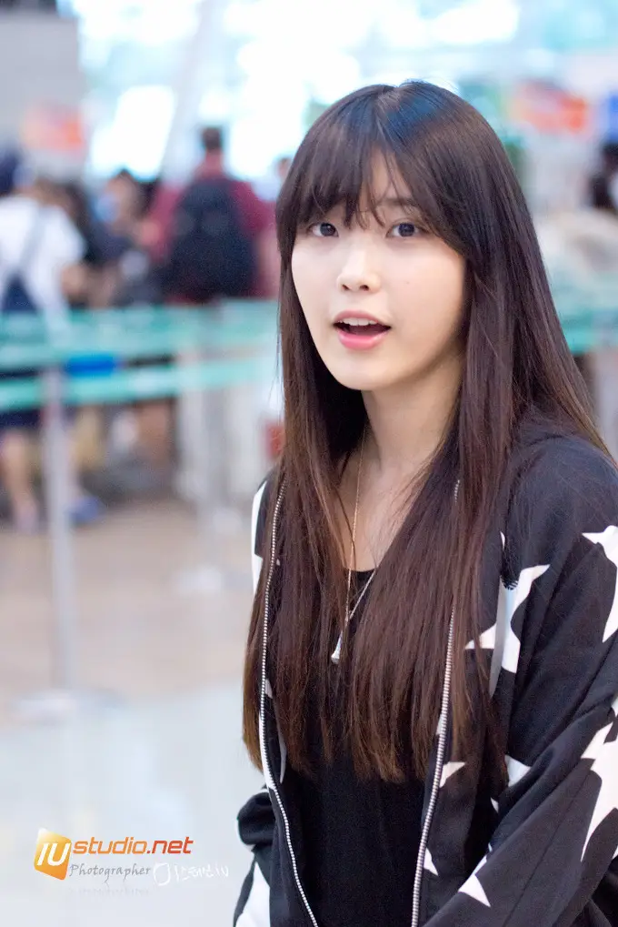 아이유 인천공항 출국 직찍 - 120831 by 미스터신iu