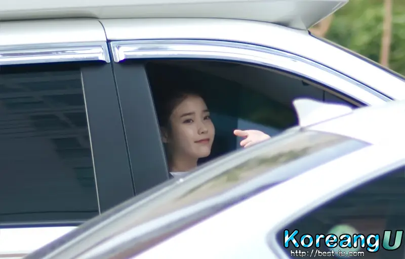 130630 아이유 인기가요 퇴근길 직찍 By 아기곰＆ KoreangU