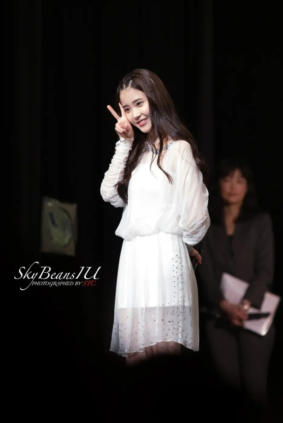 아이유 직찍 :: 130327 일본 팬미팅 포토타임 by STC