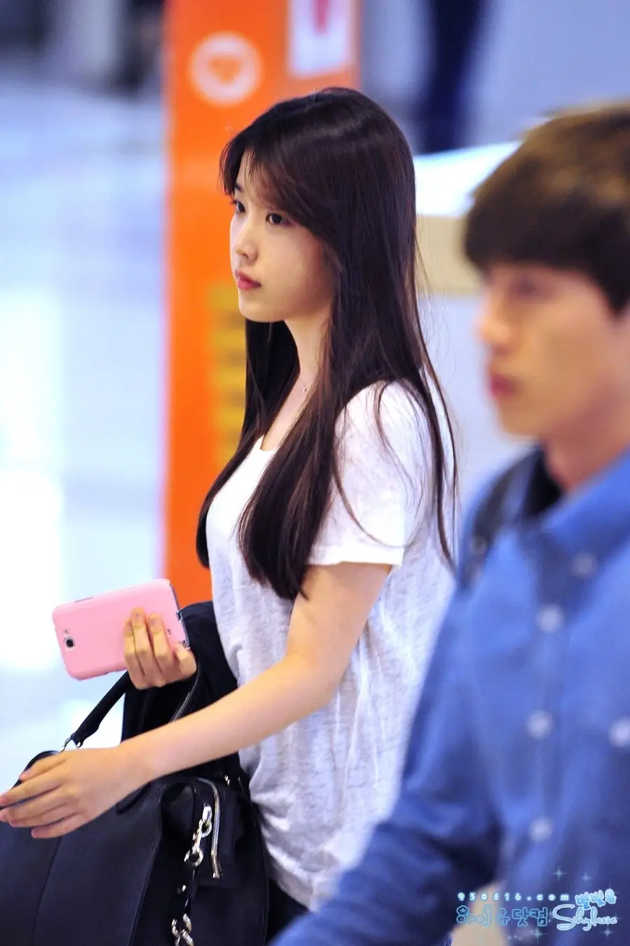 아이유(IU) 직찍 :: 130521 김포공항 출국 by 별빛유