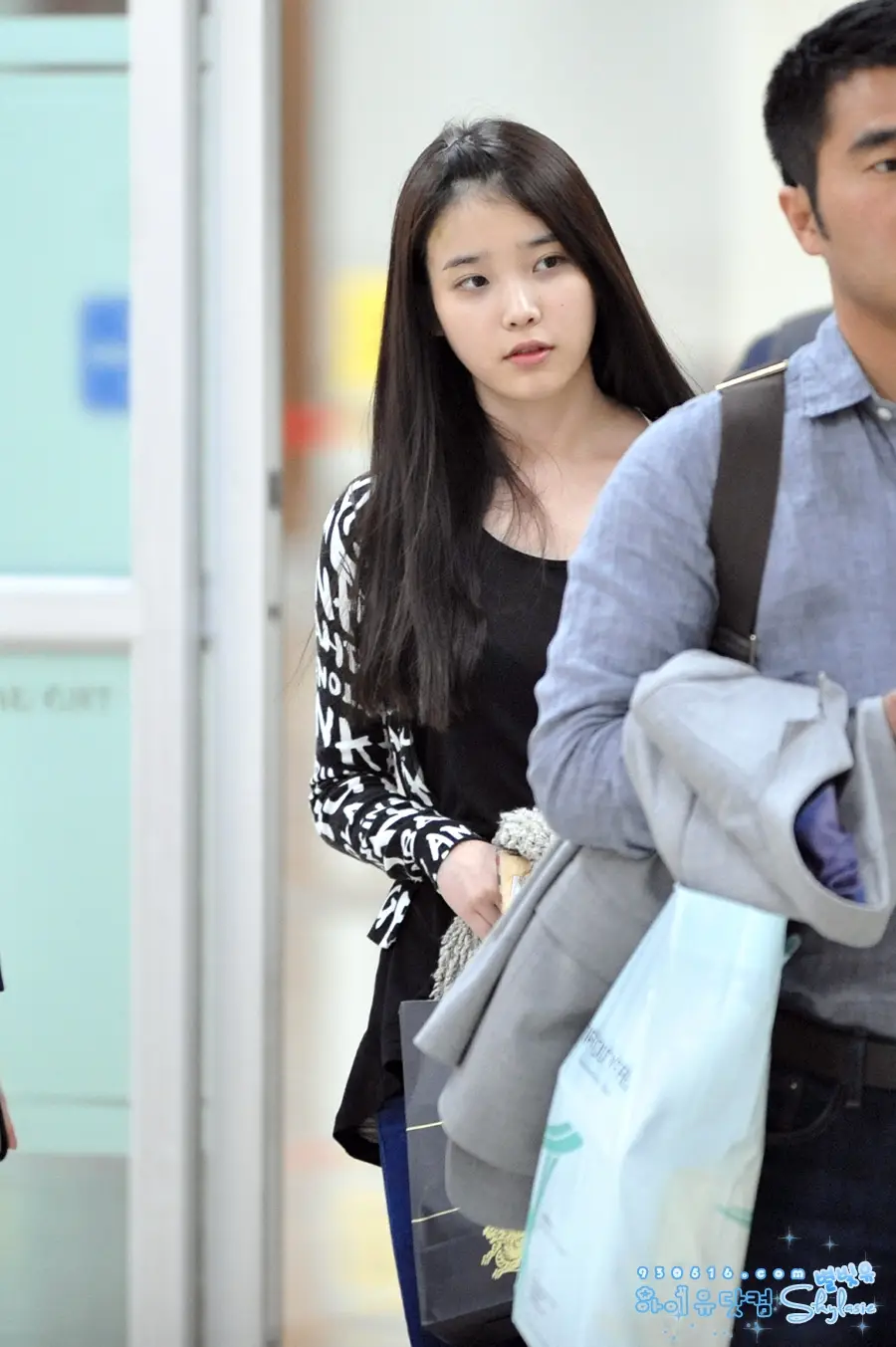 130328 아이유 김포공항 입국 미공개 직찍 by 별빛유