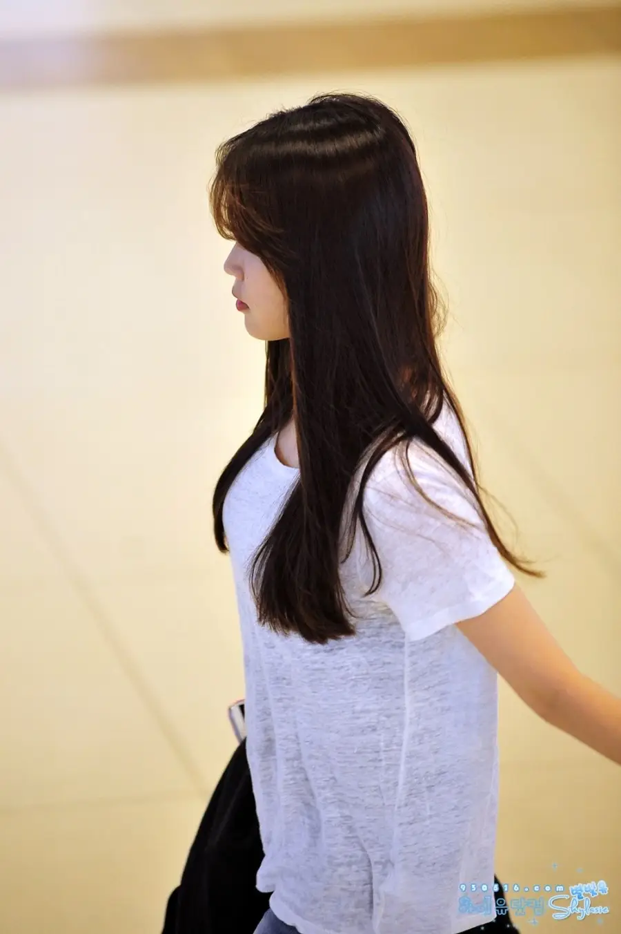 아이유(IU) 직찍 :: 130521 김포공항 출국 by 별빛유