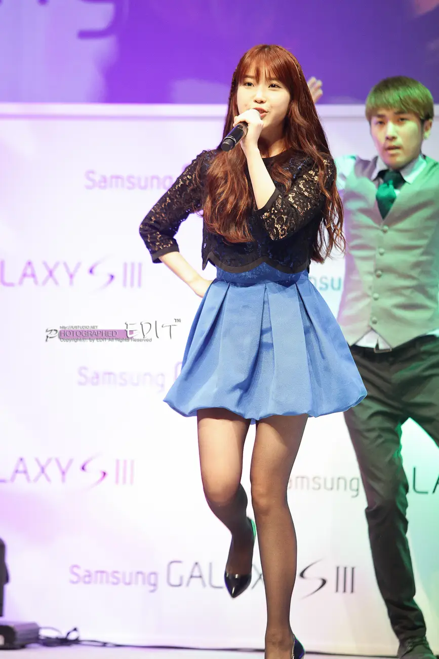 121214 갤럭시s3 팬미팅 아이유 직찍 Photo by EDIT