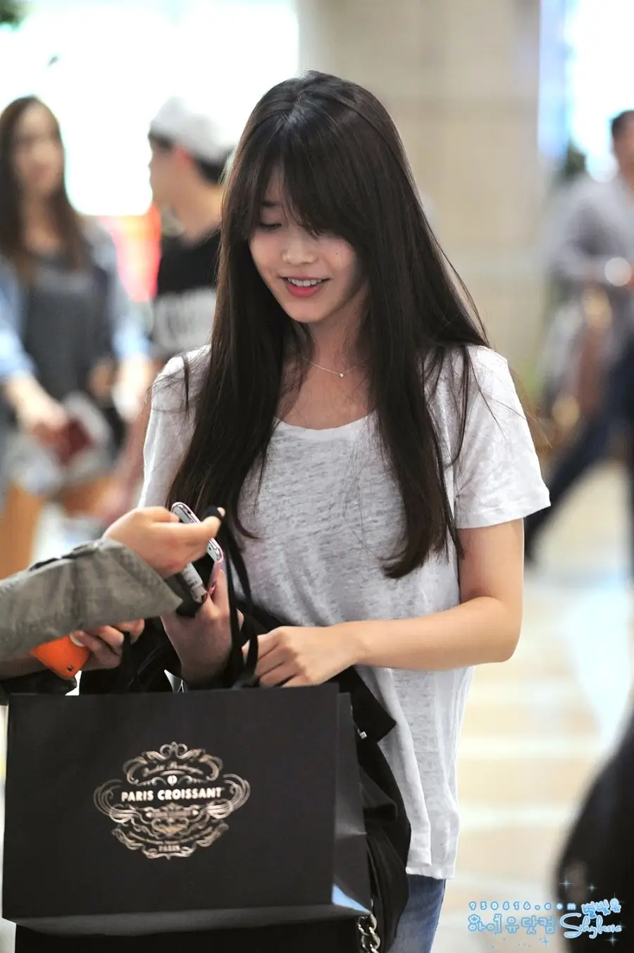 아이유(IU) 직찍 :: 130521 김포공항 출국 by 별빛유