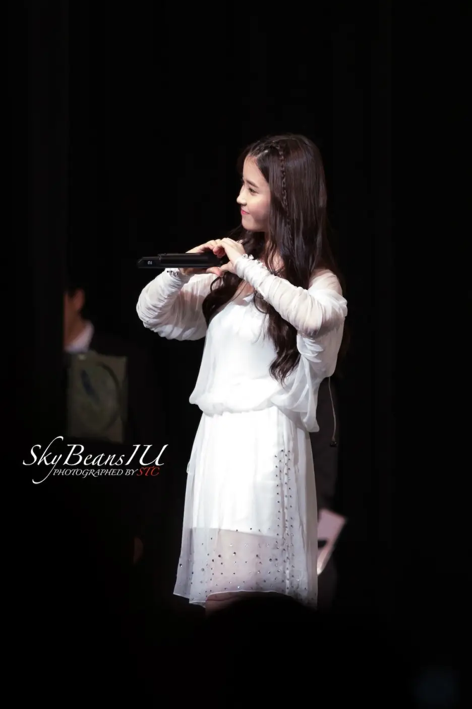 아이유 직찍 :: 130327 일본 팬미팅 포토타임 by STC